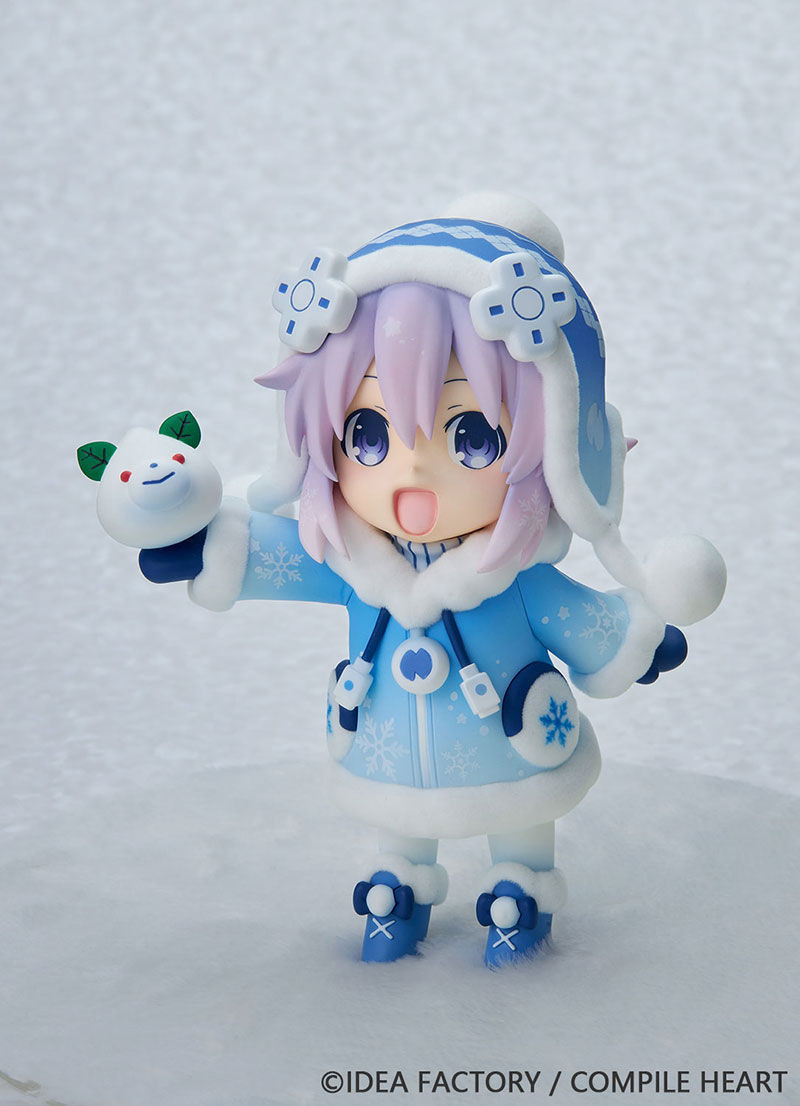 Choujigen Game Neptune - Neptune - Dekachiccha!... - angle view 7