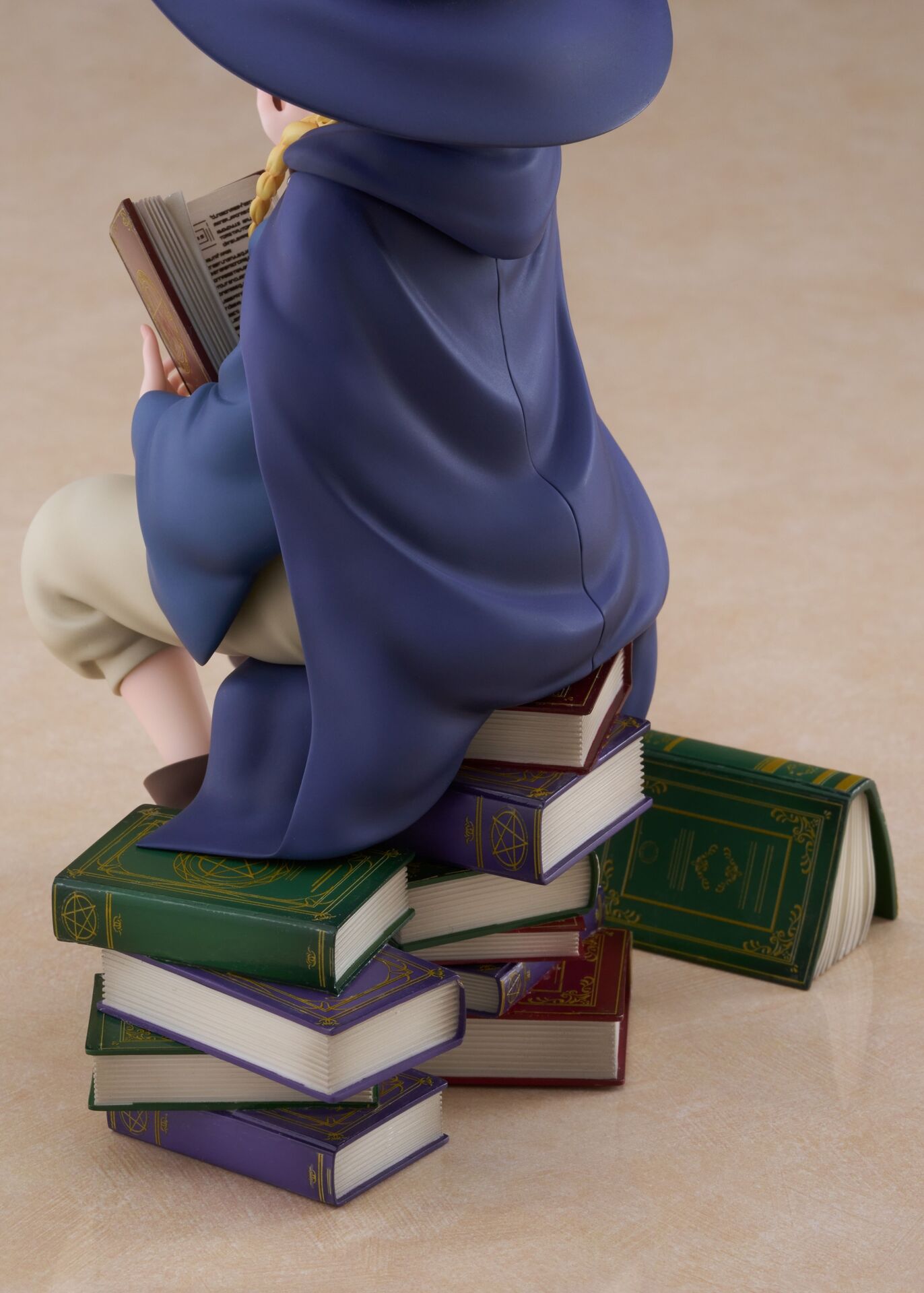 Delicious in Dungeon Marcille Student Ver. 1/7 Complete Figure - Image 17