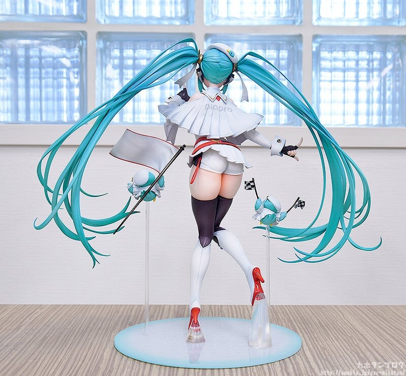 Hatsune Miku GT Project Racing Miku- 2023 Ver. 1/7 Complete Figure - Image 15