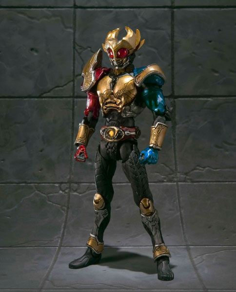 Kamen Rider Agito - Kamen Rider Agito Trinity F... - angle view 6