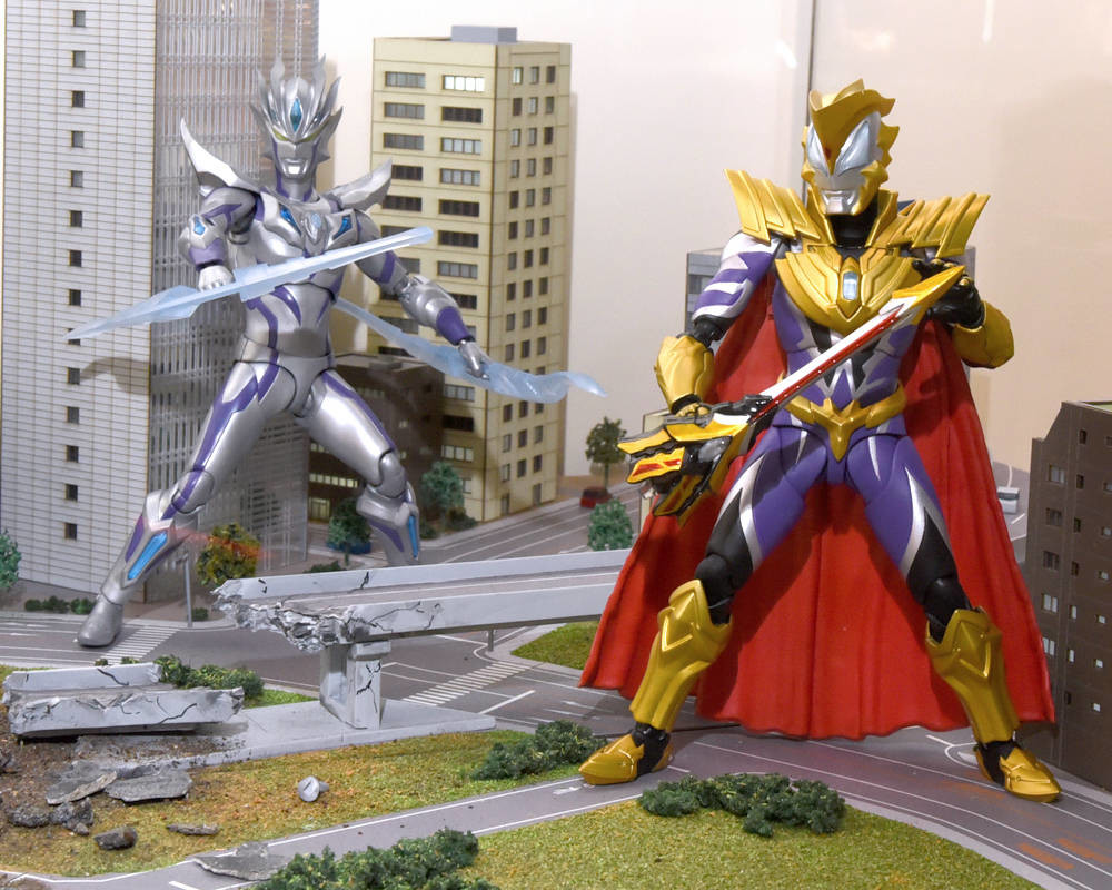 Ultraman Geed - Ultraman Geed Royal Mega-master... - angle view 4